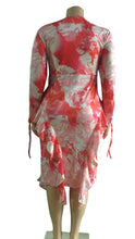 Load image into Gallery viewer, Round Neck Floral Printed Dress Slim
