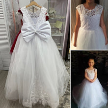 Load image into Gallery viewer, Ivory White Appliques Tulle Bowknot Ball Gown Flower Girls Dress
