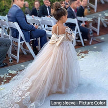 Load image into Gallery viewer, Ivory White Appliques Tulle Bowknot Ball Gown Flower Girls Dress
